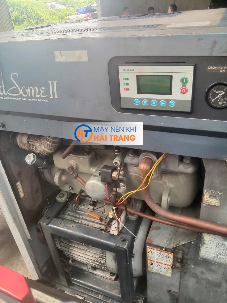 may-nen-khi-truc-vit-nhat-bai-kobleco-22kw may-nen-khi-truc-vit-nhat-bai-kobleco-22kw